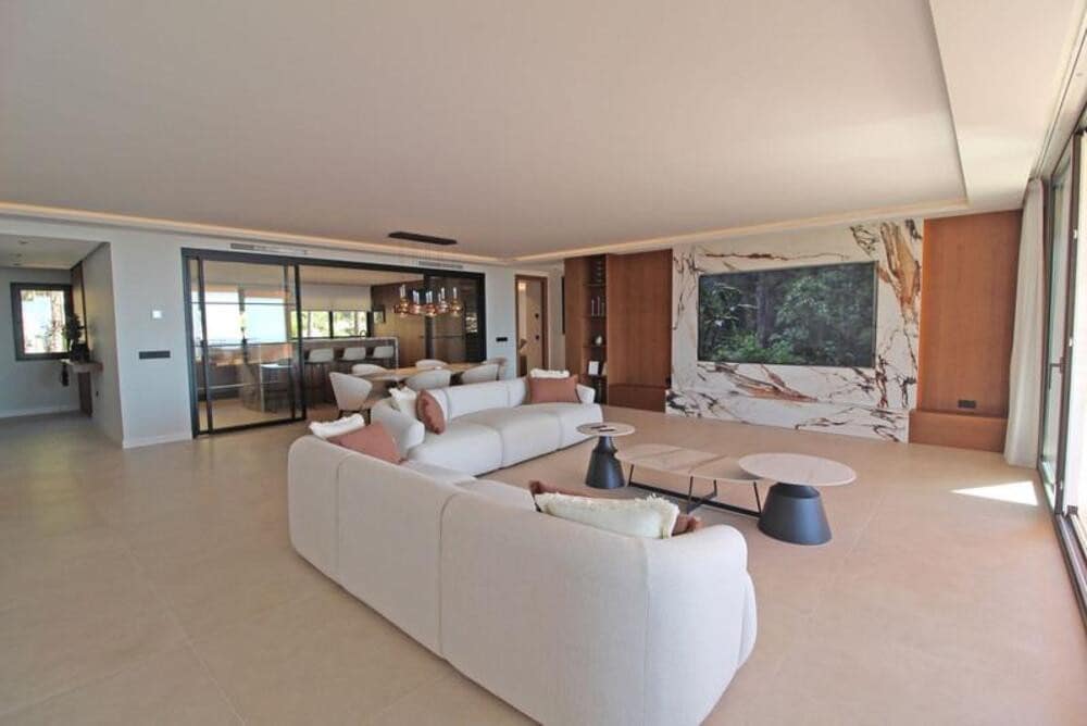 3 chambre Appartement à vendre à Marbella avec piscine garage - 1 650 000 € (Ref: 9726229)