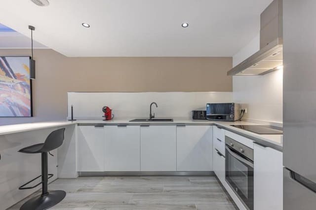 2 soveværelse Lejlighed til salg i Benahavís pueblo, Benahavís med swimmingpool garage - € 480.000 (Ref: 9726231)