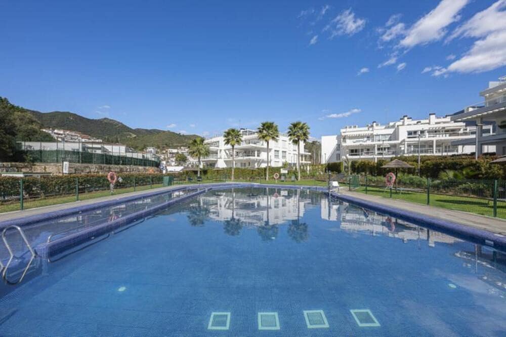 2 soveværelse Lejlighed til salg i Benahavis med swimmingpool garage - € 480.000 (Ref: 9726231)