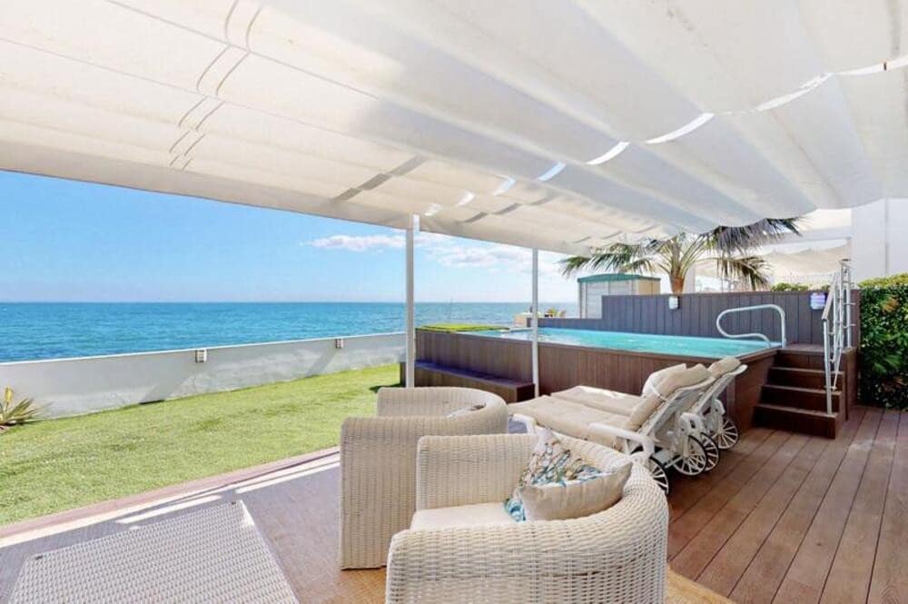 4 chambre Appartement à vendre à Estepona avec piscine garage - 949 000 € (Ref: 9731613)