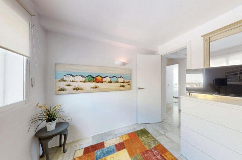4 bedroom Apartment for sale in Estepona with pool garage - € 949,000 (Ref: 9731613)