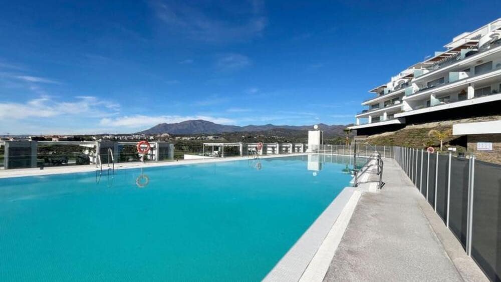 2 soveværelse Penthouse til salg i Benahavis med swimmingpool garage - € 595.000 (Ref: 9735052)