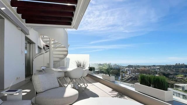 2 Zimmer Penthouse zu verkaufen in Los Flamingos, Benahavís mit Pool Garage - 595.000 € (Ref: 9735052)