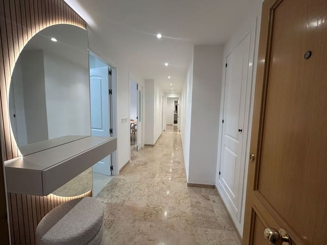 2 soverom Leilighet til leie i Nueva Alcántara, Marbella med svømmebasseng garasje - € 2 700 (Ref: 9737862)