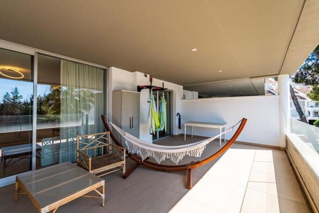 2 soverom Leilighet til leie i Nueva Andalucía Centro, Marbella med svømmebasseng garasje - € 3 300 (Ref: 9737865)