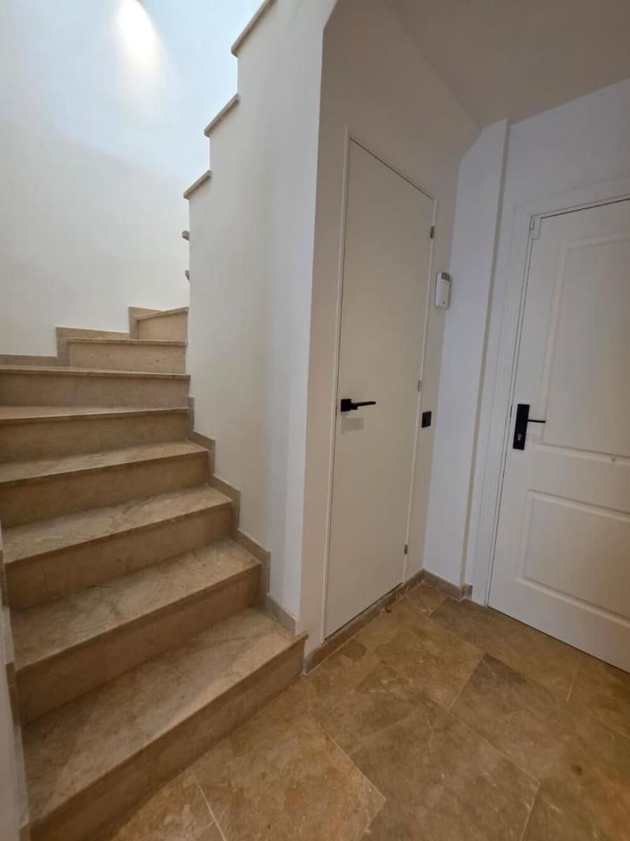 3 bedroom Apartment for rent in Marbella with pool garage - € 5,000 (Ref: 9747538)