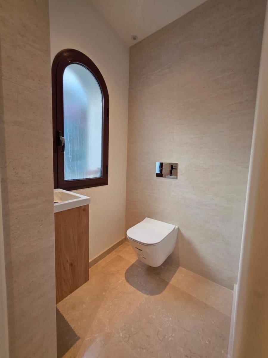 3 bedroom Apartment for rent in Marbella with pool garage - € 5,000 (Ref: 9747538)