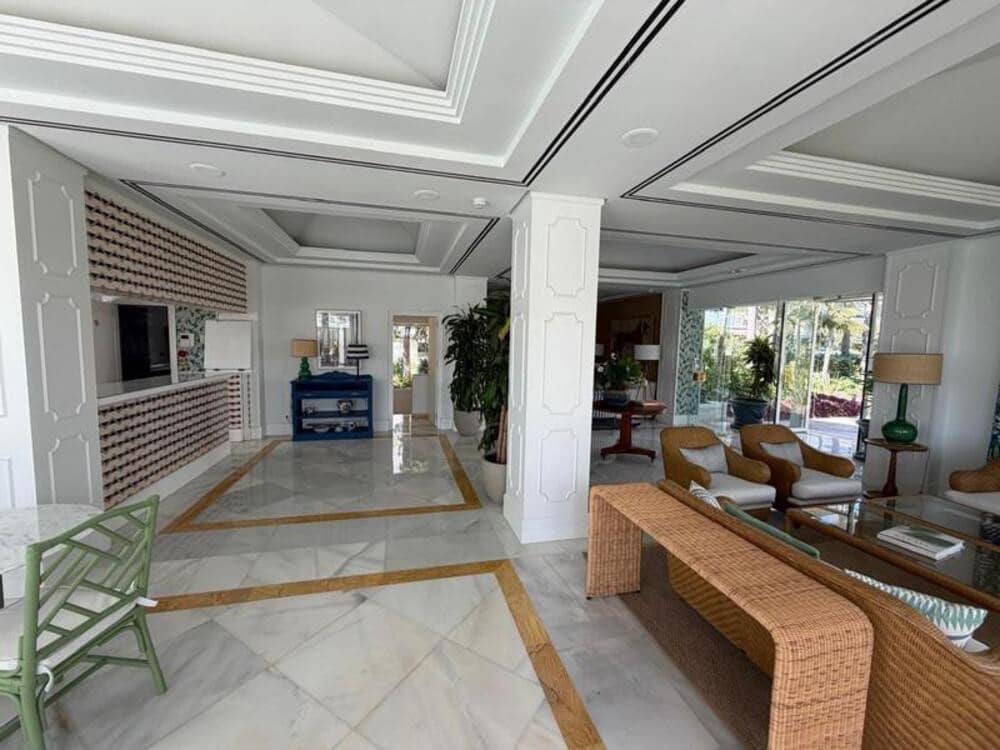 3 Zimmer Penthouse zu vermieten in Marbella mit Pool Garage - 14.000 € (Ref: 9747539)