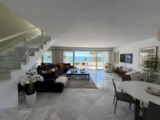 3 Zimmer Penthouse zu vermieten in Puerto Banus, Marbella mit Pool Garage - 14.000 € (Ref: 9747539)