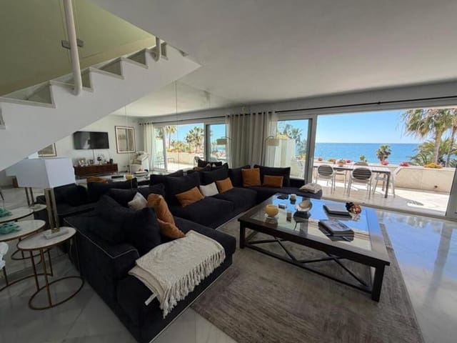 3 Zimmer Penthouse zu vermieten in Puerto Banus, Marbella mit Pool Garage - 14.000 € (Ref: 9747539)