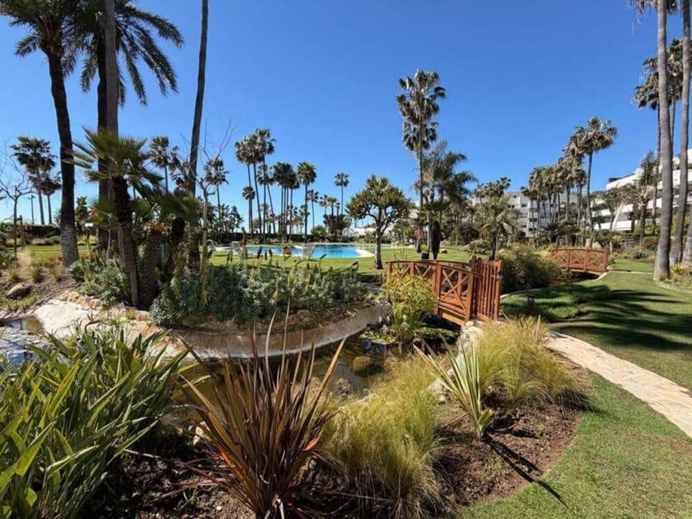 3 Zimmer Penthouse zu vermieten in Marbella mit Pool Garage - 14.000 € (Ref: 9747539)