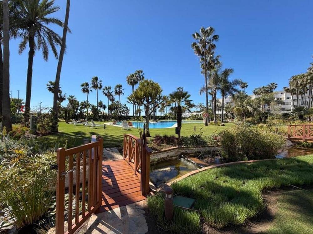 3 Zimmer Penthouse zu vermieten in Marbella mit Pool Garage - 14.000 € (Ref: 9747539)