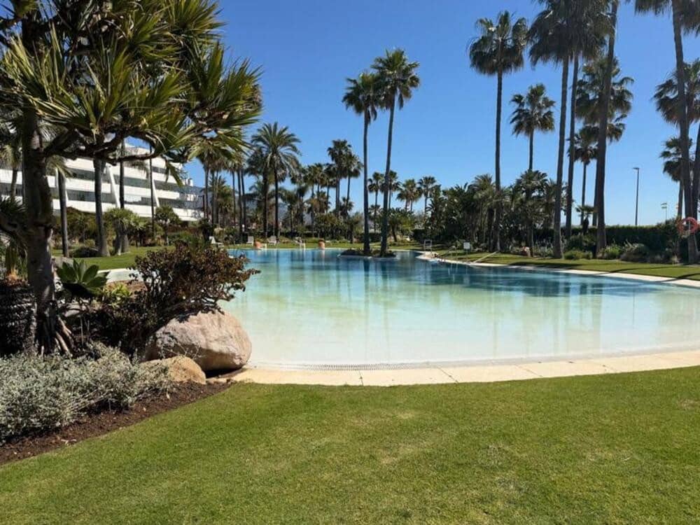 3 Zimmer Penthouse zu vermieten in Marbella mit Pool Garage - 14.000 € (Ref: 9747539)