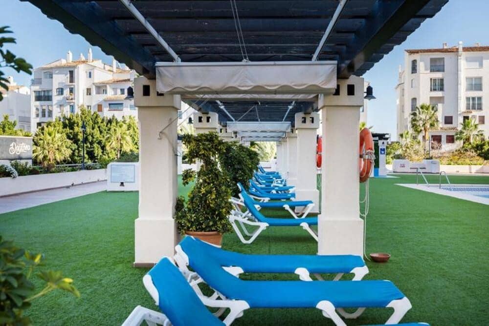 2 bedroom Apartment for rent in Marbella with pool garage - € 2,800 (Ref: 9747540)