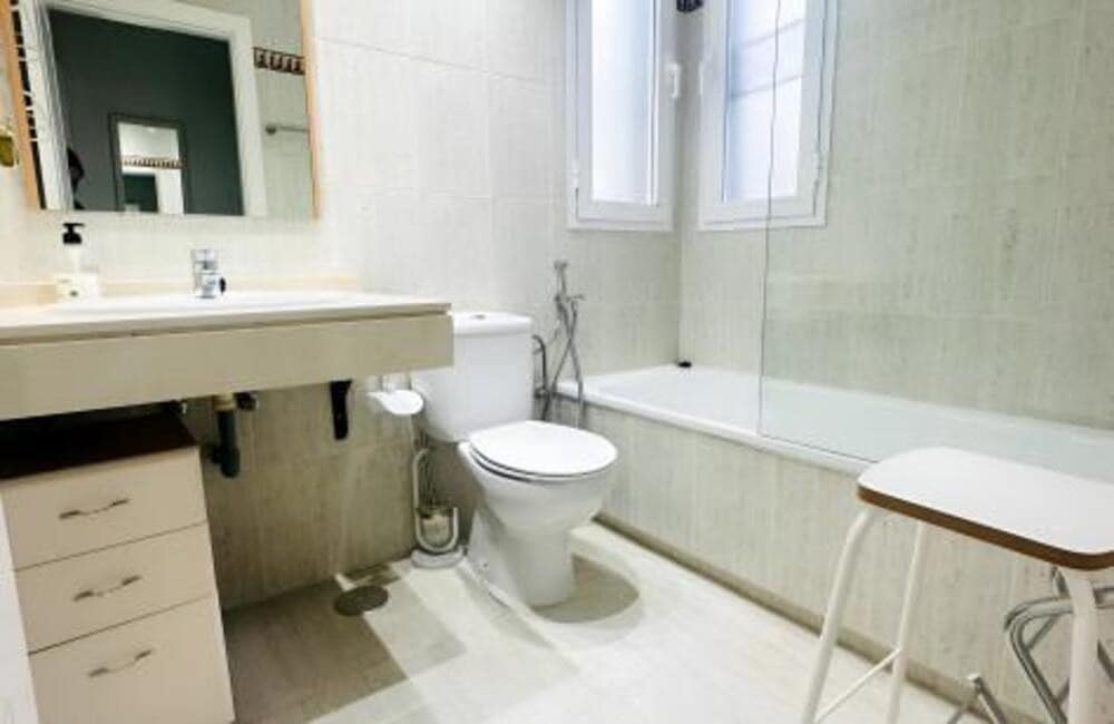 3 sovrum Lägenhet att hyra i Los Arqueros med pool garage - 2 400 € (Ref: 9751551)