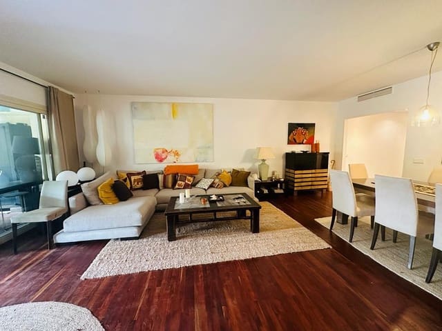 3 quarto Apartamento para arrendar em La Carolina - Guadalpín, Marbella com piscina garagem - 3 500 € (Ref: 9751552)