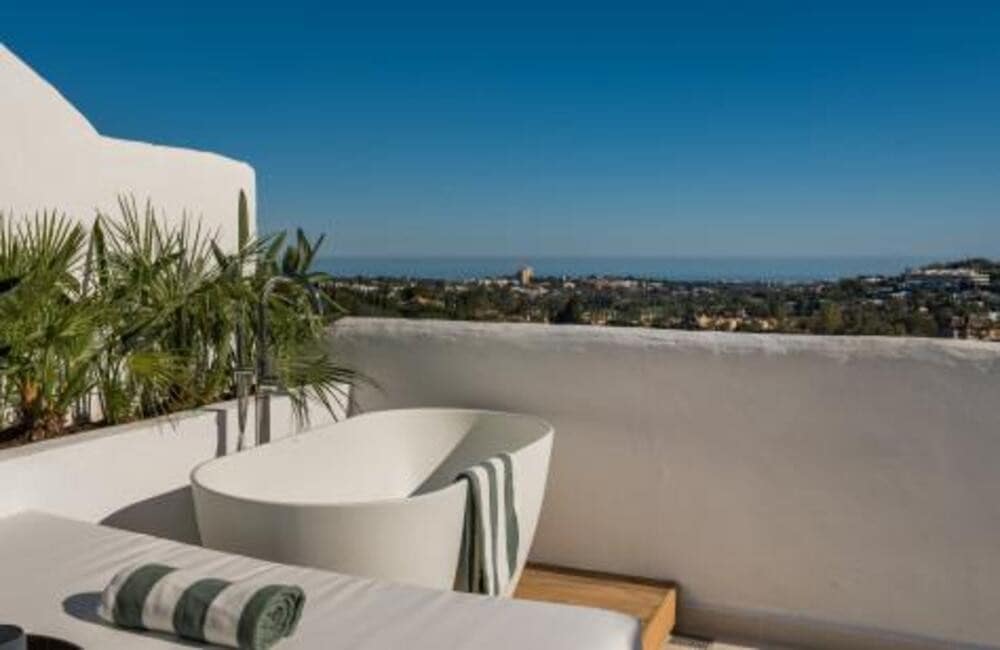3 slaapkamer Penthouse te koop in Marbella met zwembad garage - € 1.695.000 (Ref: 9751553)