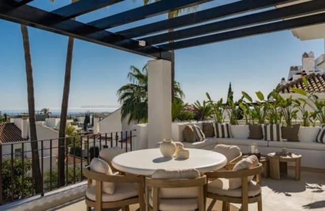 3 slaapkamer Penthouse te koop in Los Naranjos, Marbella met zwembad garage - € 1.695.000 (Ref: 9751553)