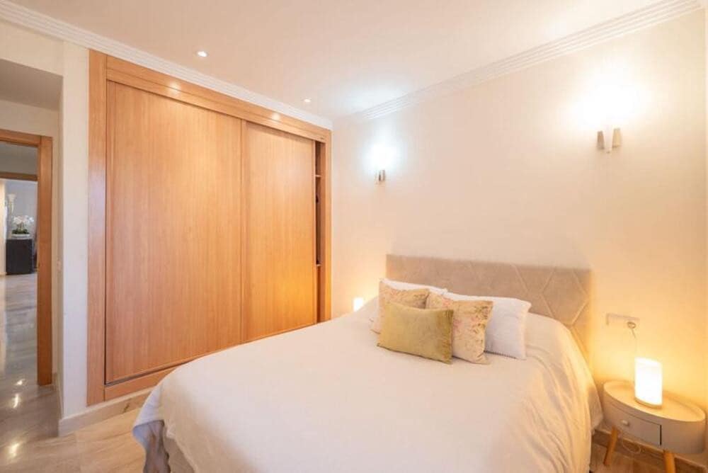 2 sypialnia Apartament do wynajęcia w Guadalmansa z basenem garażem - 2 600 € (Ref: 9751554)