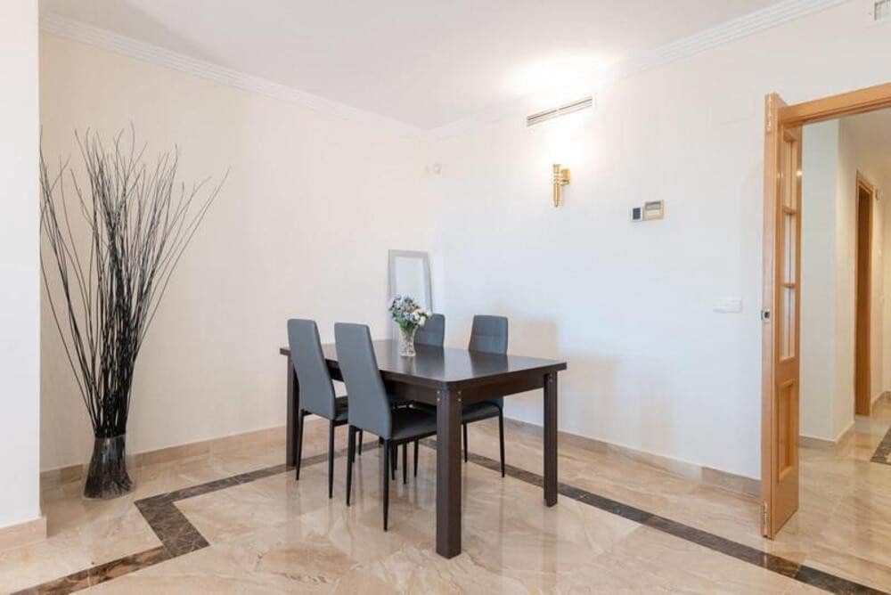 2 sypialnia Apartament do wynajęcia w Guadalmansa z basenem garażem - 2 600 € (Ref: 9751554)