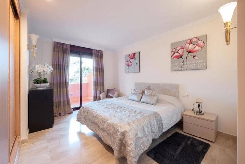 2 sypialnia Apartament do wynajęcia w Guadalmansa z basenem garażem - 2 600 € (Ref: 9751554)