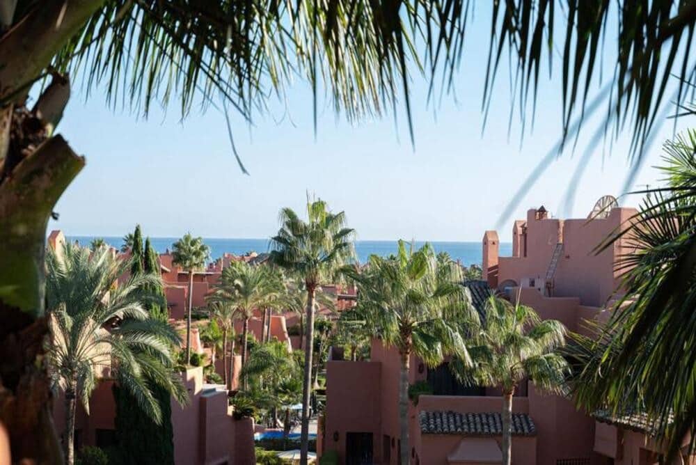 2 sypialnia Apartament do wynajęcia w Guadalmansa z basenem garażem - 2 600 € (Ref: 9751554)