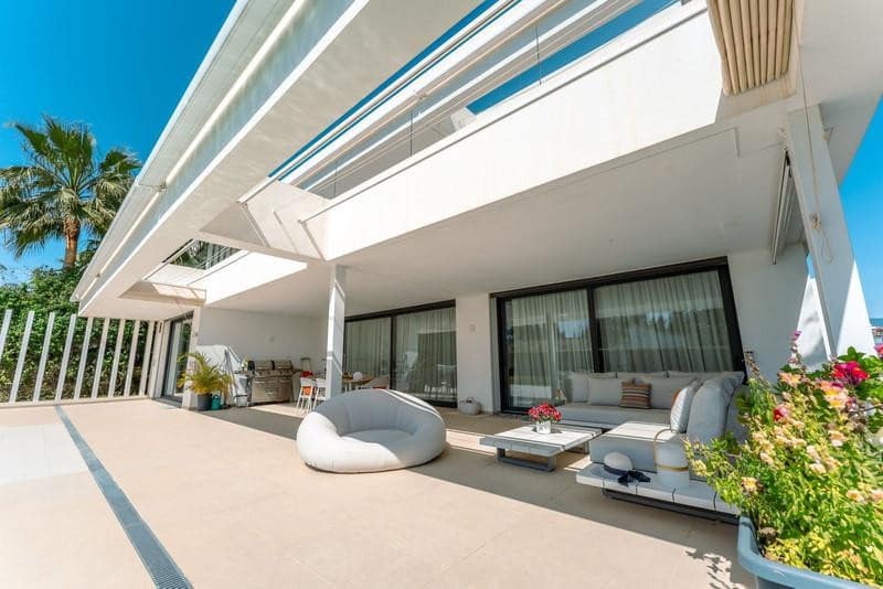 4 sypialnia Willa do wynajęcia w Los Flamingos z basenem garażem - 13 000 € (Ref: 9755219)