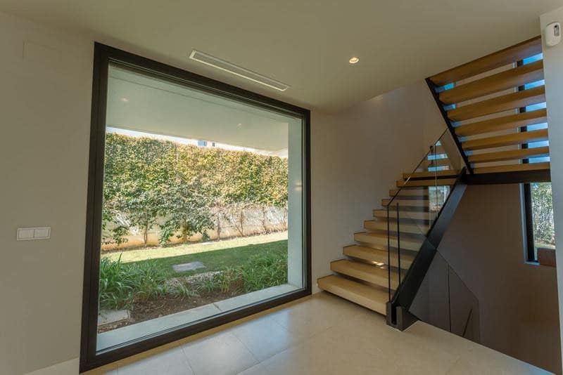 4 sypialnia Willa do wynajęcia w Los Flamingos z basenem garażem - 13 000 € (Ref: 9755219)