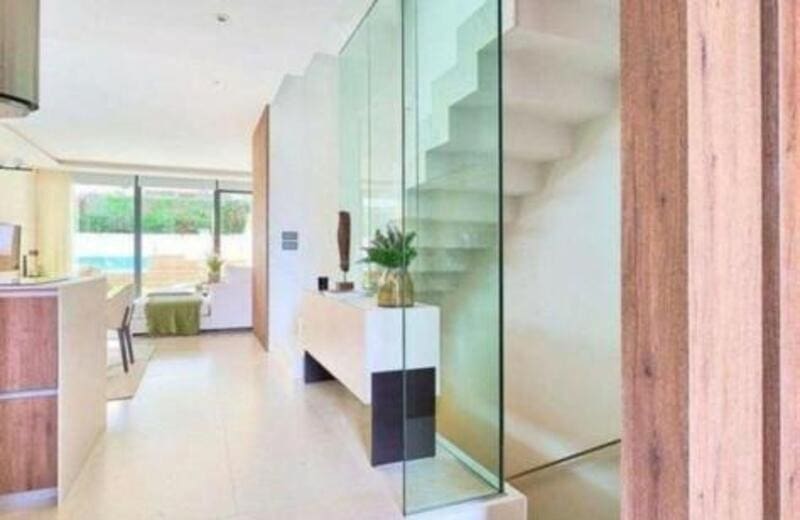 5 chambre Villa/Maison Semi-Mitoyenne à vendre à Puerto Banus avec piscine garage - 2 585 000 € (Ref: 9755221)