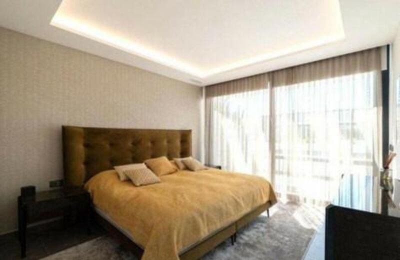 5 chambre Villa/Maison Semi-Mitoyenne à vendre à Puerto Banus avec piscine garage - 2 585 000 € (Ref: 9755221)