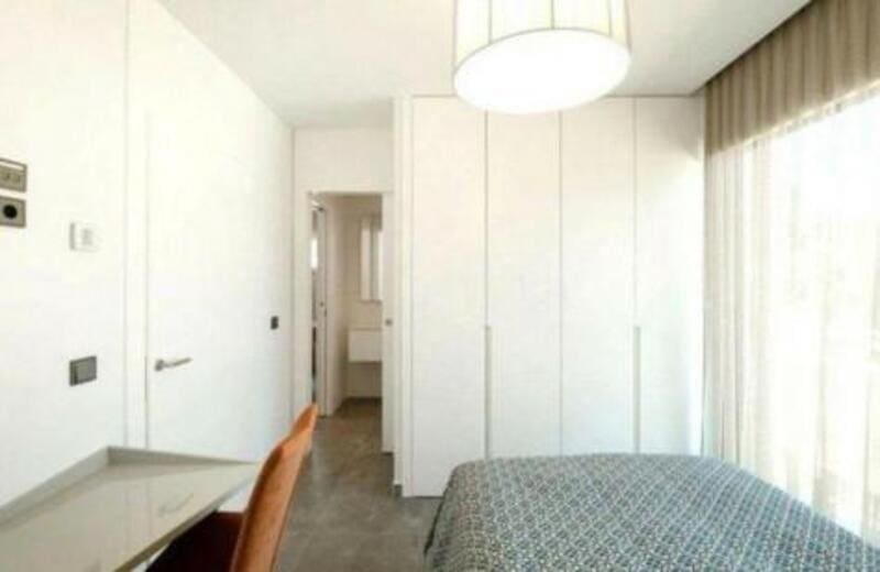 5 soverom Kjedet enebolig til leie i Puerto Banus med svømmebasseng garasje - € 14 000 (Ref: 9755222)