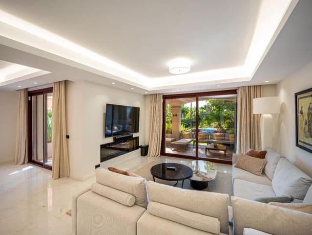 5 sypialnia Dom do wynajęcia w La Dama de Noche - La Alzambra, Marbella z basenem garażem - 13 000 € (Ref: 9755223)