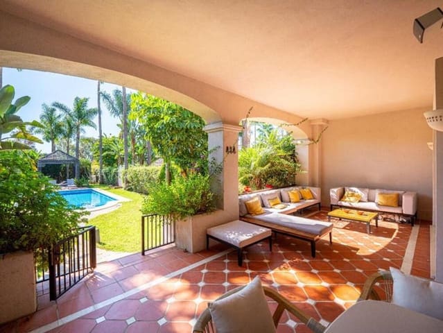 5 sypialnia Dom do wynajęcia w La Dama de Noche - La Alzambra, Marbella z basenem garażem - 13 000 € (Ref: 9755223)