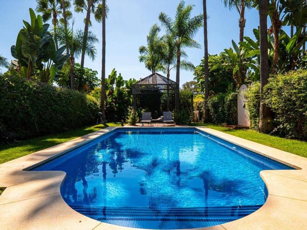 5 sypialnia Dom do wynajęcia w Marbella z basenem garażem - 13 000 € (Ref: 9755223)