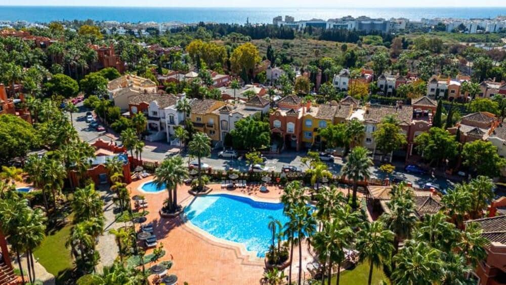5 sypialnia Dom do wynajęcia w Marbella z basenem garażem - 13 000 € (Ref: 9755223)
