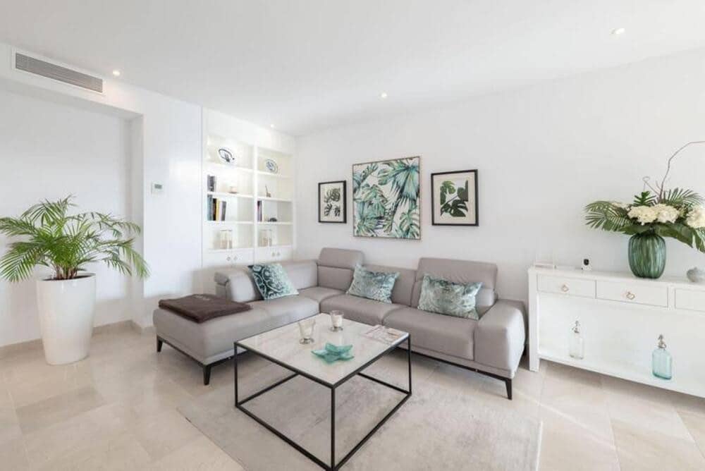 4 soveværelse Lejlighed til salg i Los Flamingos med swimmingpool garage - € 1.370.000 (Ref: 9755224)