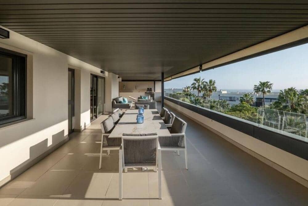 4 soveværelse Lejlighed til salg i Los Flamingos med swimmingpool garage - € 1.370.000 (Ref: 9755224)