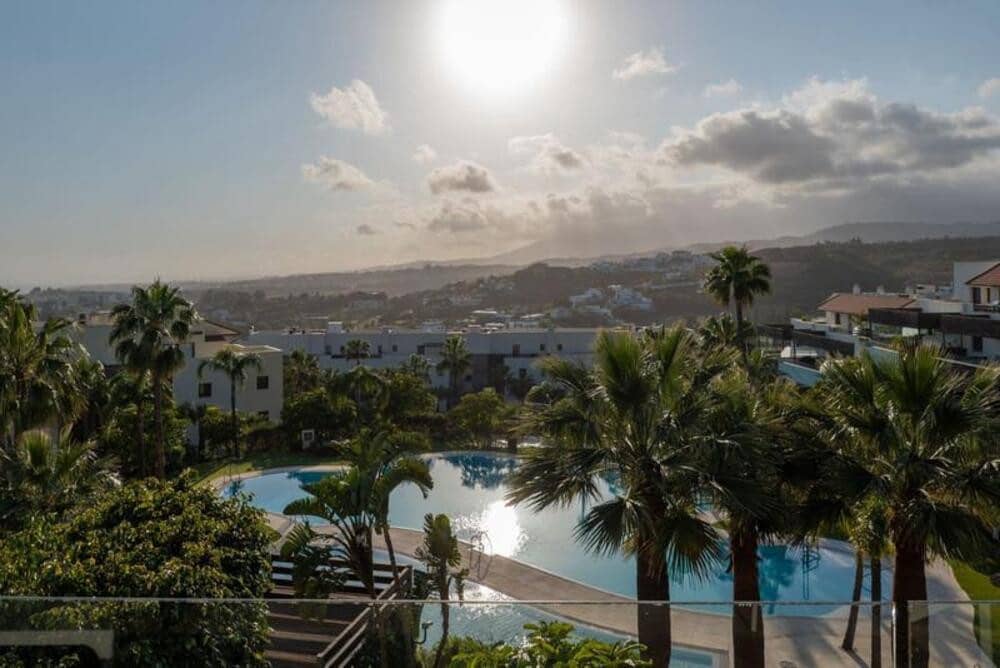 4 soveværelse Lejlighed til salg i Los Flamingos med swimmingpool garage - € 1.370.000 (Ref: 9755224)