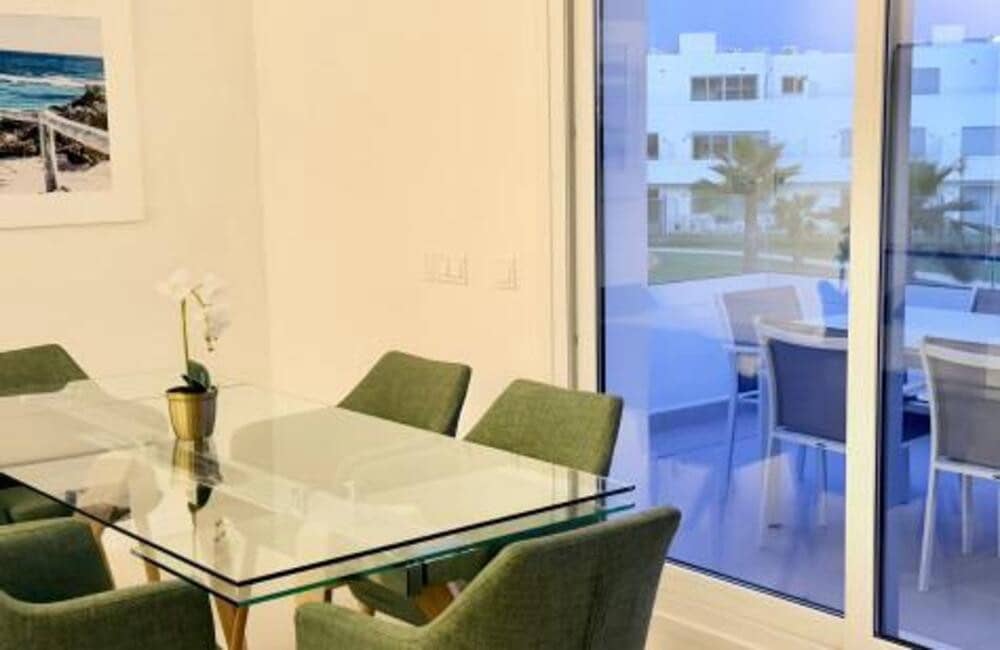 3 soverom Leilighet til leie i Bel-Air med svømmebasseng garasje - € 3 400 (Ref: 9755225)