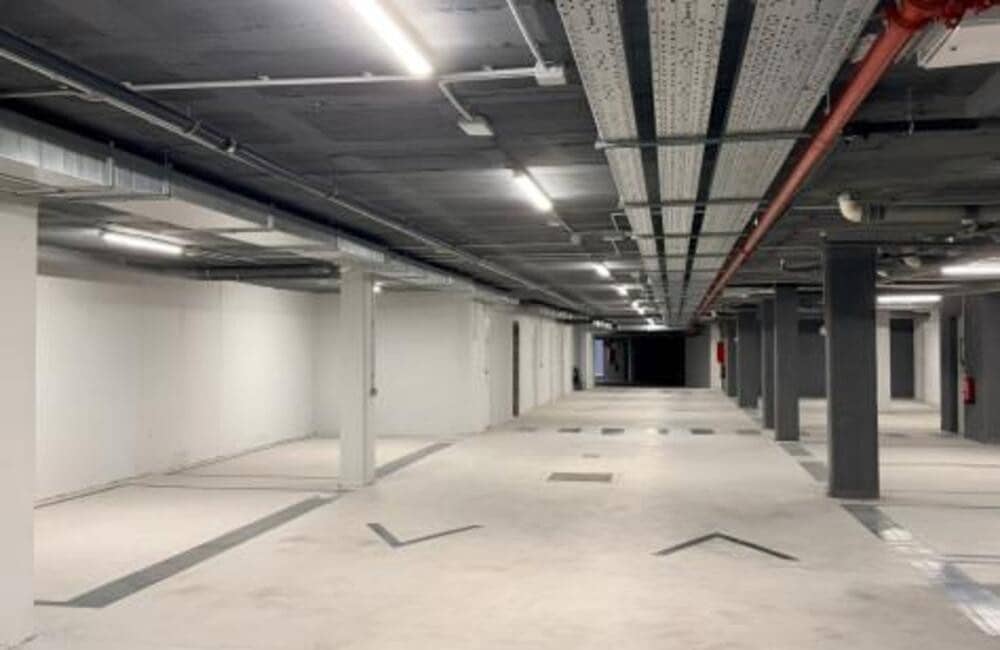 3 soverom Leilighet til leie i Bel-Air med svømmebasseng garasje - € 3 400 (Ref: 9755225)