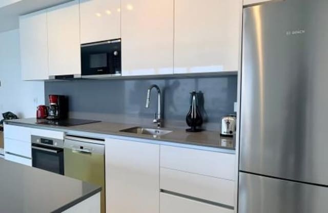 3 soverom Leilighet til leie i Bel-Air, Estepona med svømmebasseng garasje - € 3 400 (Ref: 9755225)