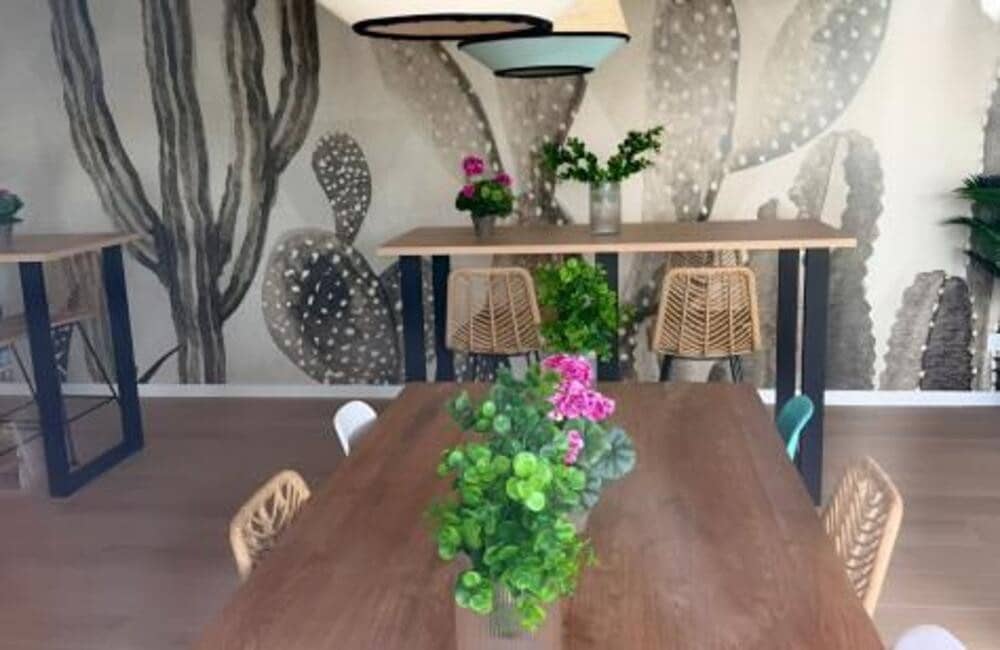 3 soverom Leilighet til leie i Bel-Air med svømmebasseng garasje - € 3 400 (Ref: 9755225)