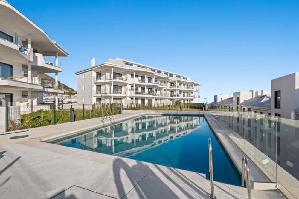 3 slaapkamer Penthouse te koop in Fuengirola met zwembad garage - € 608.000 (Ref: 9755227)