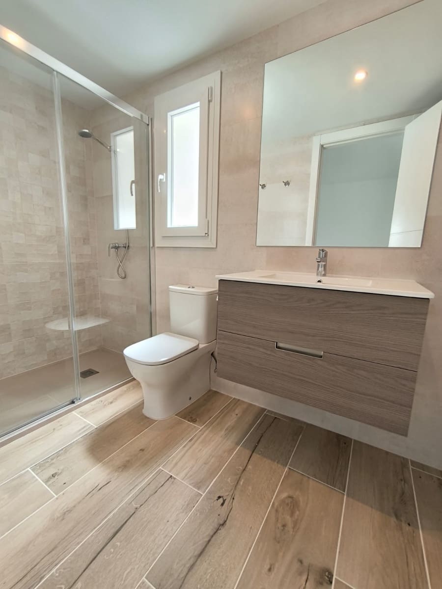 2 sypialnia Apartament do wynajęcia w Marbella z basenem garażem - 2 100 € (Ref: 9758371)