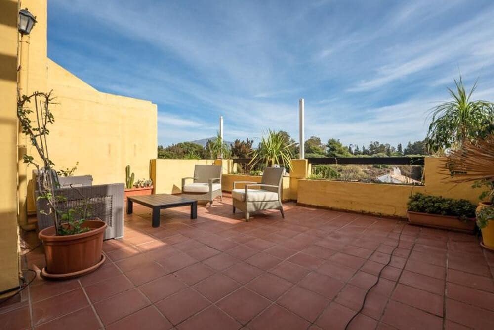 3 soverom Penthouse til salgs i Guadalmina med svømmebasseng garasje - € 499 000 (Ref: 9758372)
