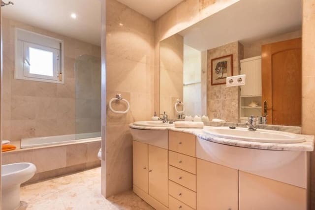3 chambre Penthouse à vendre à Guadalmina Alta, Marbella avec piscine garage - 499 000 € (Ref: 9758372)