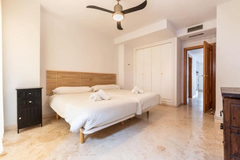 3 chambre Penthouse à vendre à Guadalmina avec piscine garage - 499 000 € (Ref: 9758372)