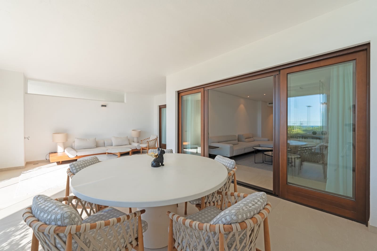 2 sypialnia Apartament na sprzedaż w Estepona z basenem garażem - 1 295 000 € (Ref: 9758373)