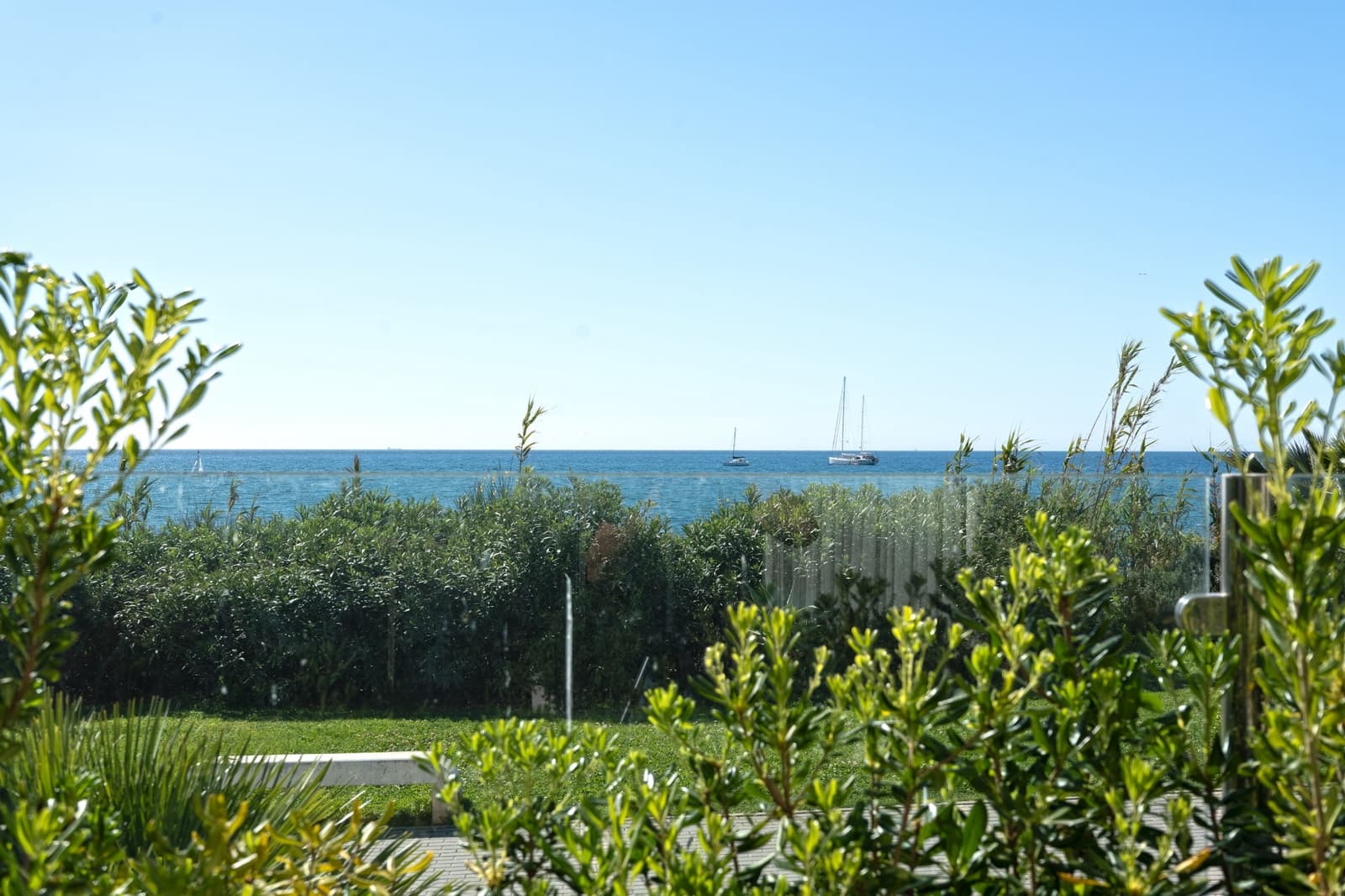 2 soverom Leilighet til salgs i Estepona med svømmebasseng garasje - € 1 295 000 (Ref: 9758373)