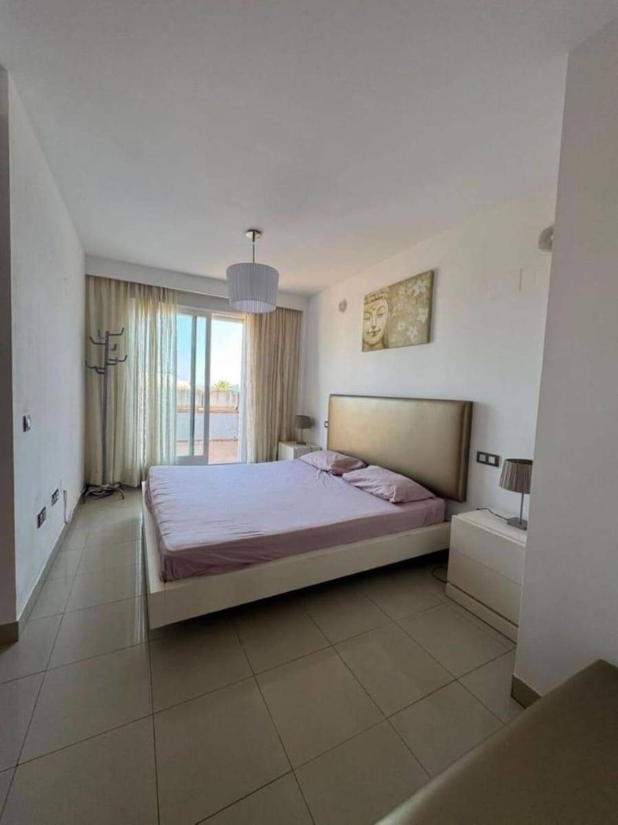 3 sypialnia Dom na sprzedaż w El Paraiso z basenem garażem - 559 000 € (Ref: 9758374)